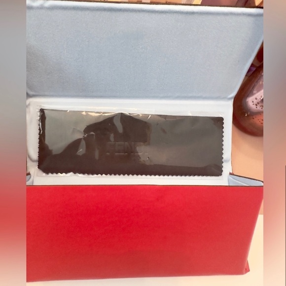 Fendi Sunglasses Case - Picture 4 of 4